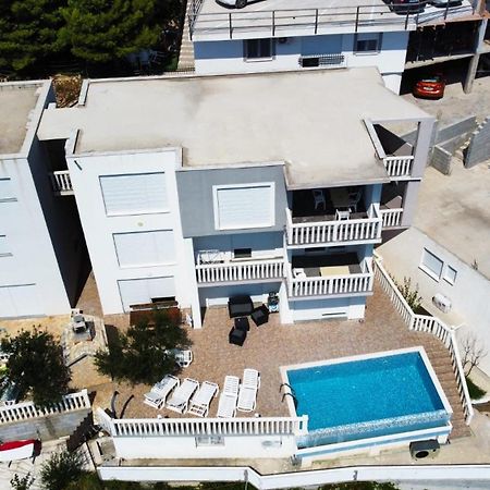 Apartments Arjan2 Omiš Kültér fotó